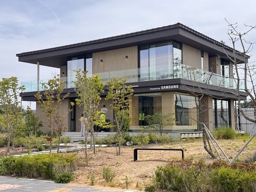 [Issue Pick!] Samsung and LG Enter New Era of AI Modular Housing ...